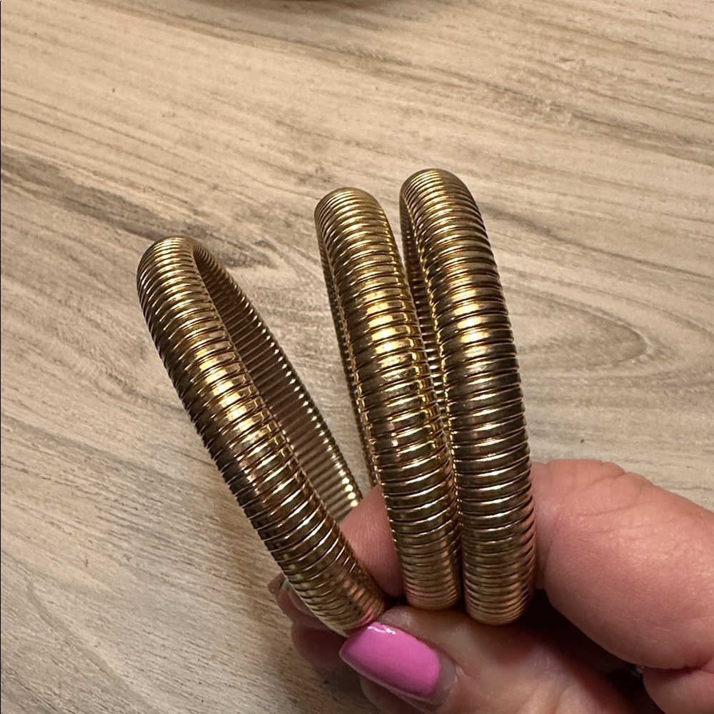 Trendy Stretchy Gold Bangle Set